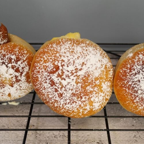 Bombas Rellenas De Crema Pastelera ,Arequipe y nutella