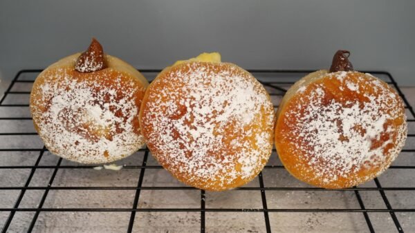 Bombas Rellenas De Crema Pastelera ,Arequipe y nutella